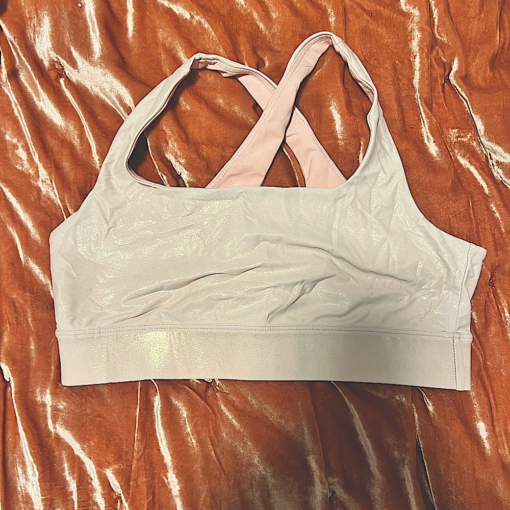 USED • DYI SPORTS BRA CAILYN • LARGE